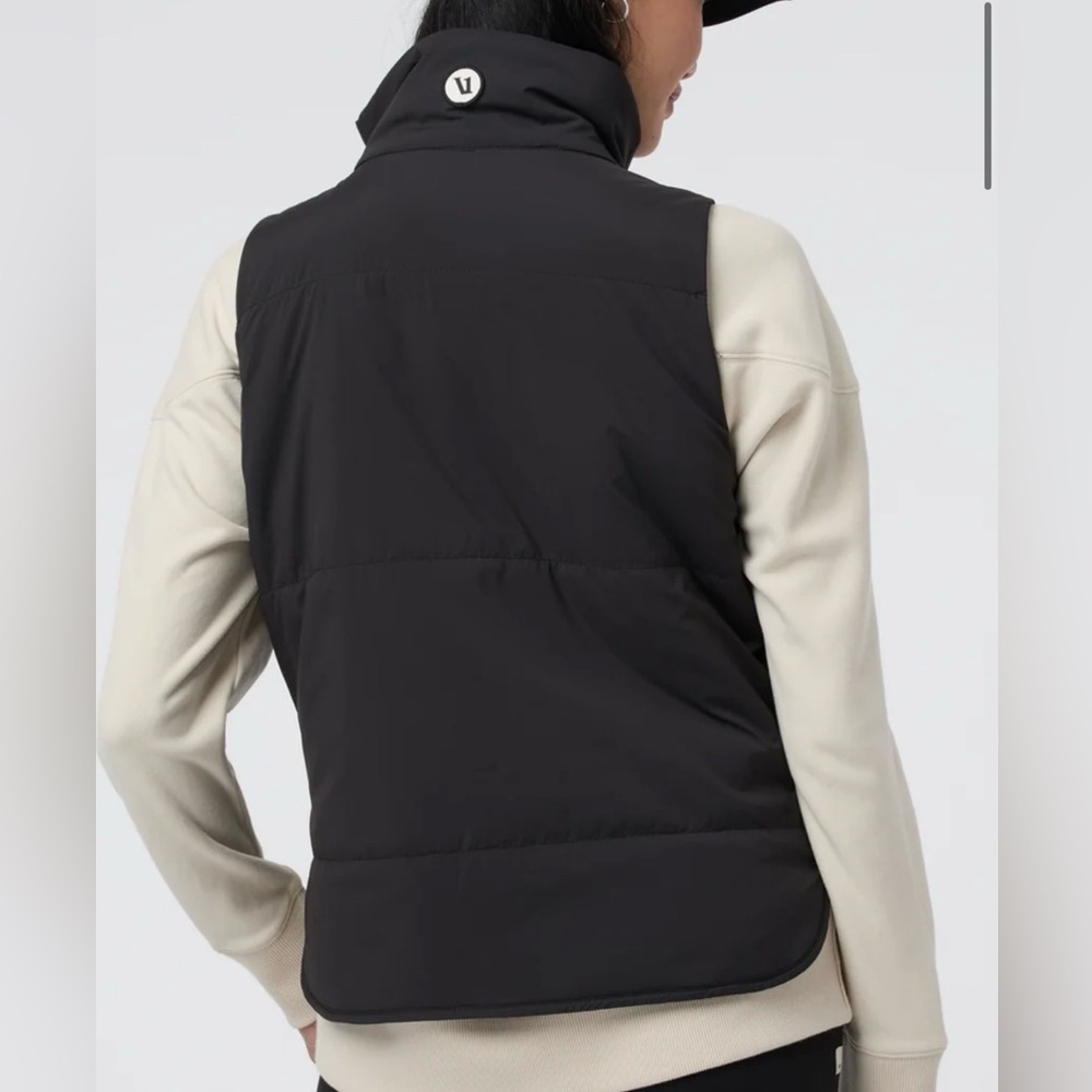Vuori Canyon Insulated Vest - Picture 2 of 6